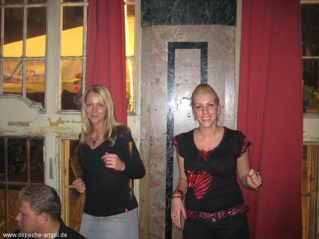 20081018_DM_Party (8).jpg